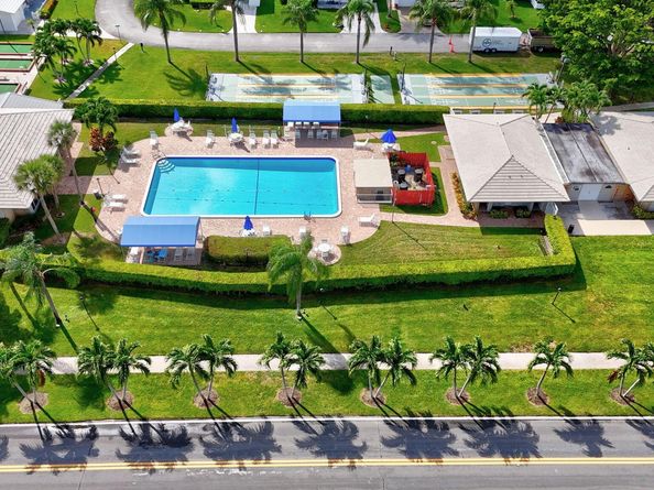 513 SW 18th Street, Boynton Beach FL 33426