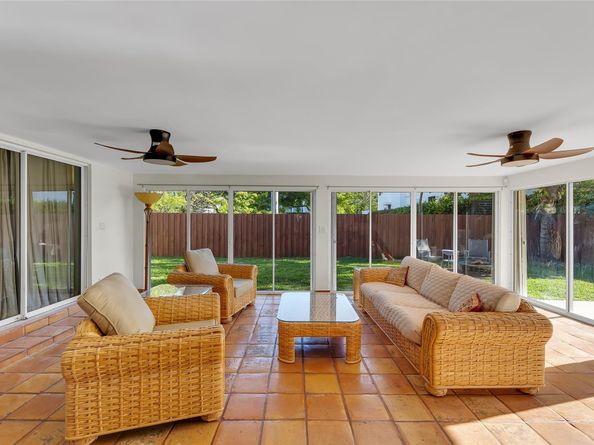3404 Barton Rd, Pompano Beach FL 33062