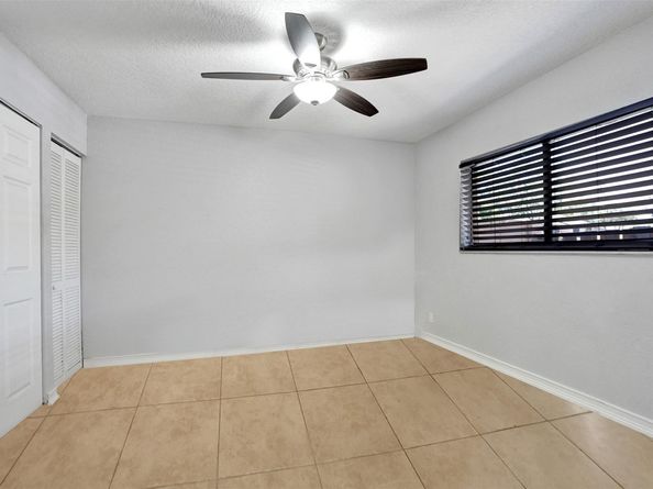 7670 NW 79th Ave 05, Tamarac FL 33321