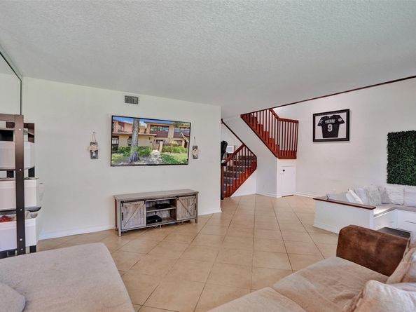 7670 NW 79th Ave 05, Tamarac FL 33321