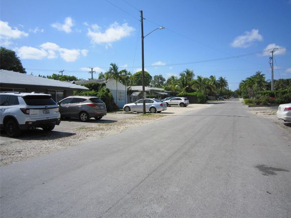 1129 NE 16th Ave, Fort Lauderdale FL 33304