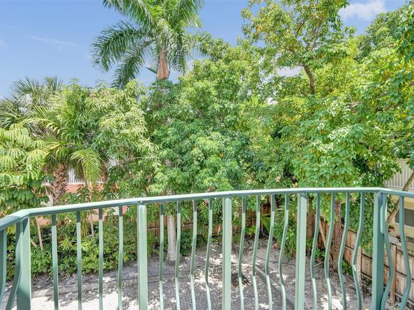 816 S Riverside Dr 816, Pompano Beach FL 33062