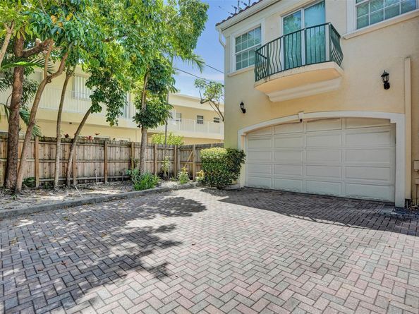 816 S Riverside Dr 816, Pompano Beach FL 33062