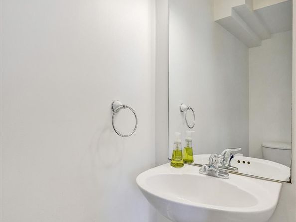 816 S Riverside Dr 816, Pompano Beach FL 33062