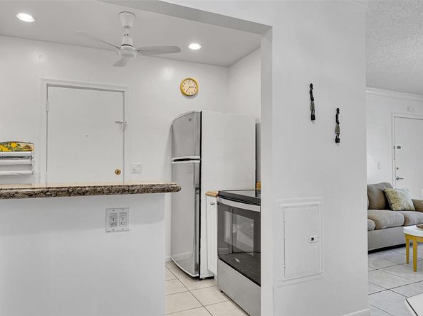 330 S Cypress Rd 610, Pompano Beach FL 33060