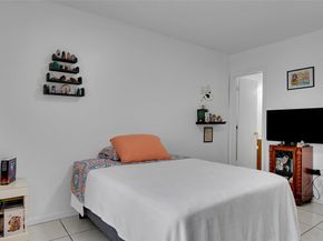 330 S Cypress Rd 610, Pompano Beach FL 33060