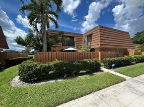 246 Charter Way, West Palm Beach FL 33407