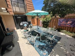 246 Charter Way, West Palm Beach FL 33407