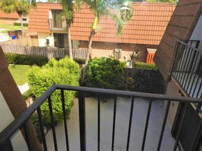 246 Charter Way, West Palm Beach FL 33407