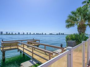 101 Doolen Court 307, North Palm Beach FL 33408