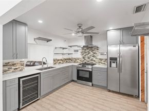 9700 NW 10th St, Pembroke Pines FL 33024