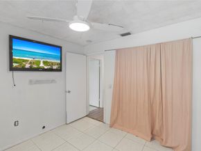 9700 NW 10th St, Pembroke Pines FL 33024