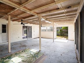 9700 NW 10th St, Pembroke Pines FL 33024