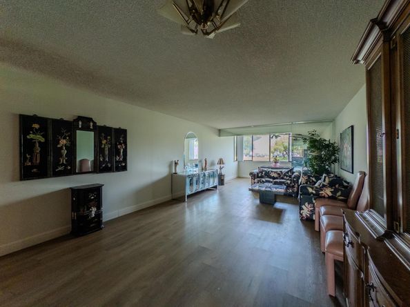 8030 Hampton Boulevard 106, North Lauderdale FL 33068