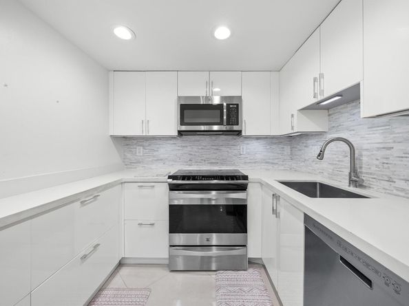 3301 S Ocean Boulevard 105, Highland Beach FL 33487