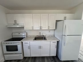 2590 NW 14th St, Fort Lauderdale FL 33311