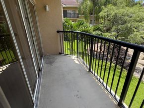 9033 Wiles Rd 202, Coral Springs FL 33067