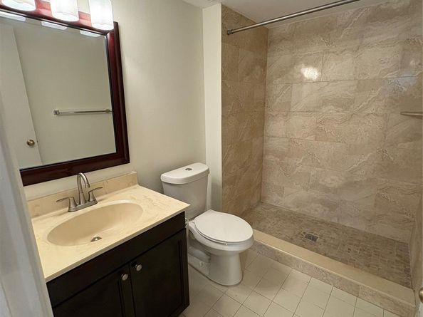 9033 Wiles Rd 202, Coral Springs FL 33067