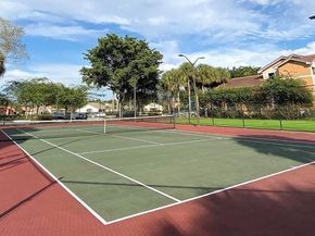 9033 Wiles Rd 202, Coral Springs FL 33067