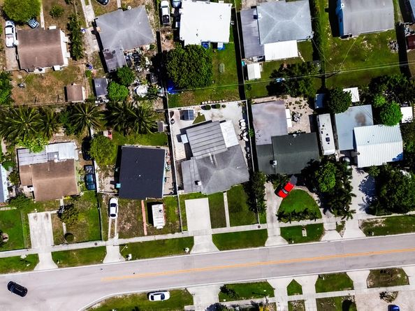 533 Cherry Road, West Palm Beach FL 33409