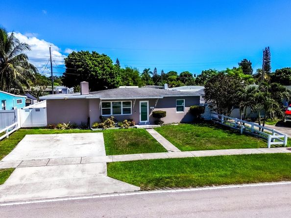 533 Cherry Road, West Palm Beach FL 33409