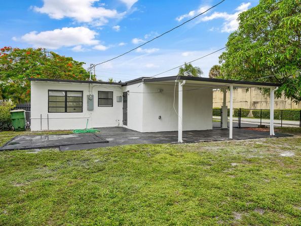12805 NW 6th Avenue, North Miami FL 33168