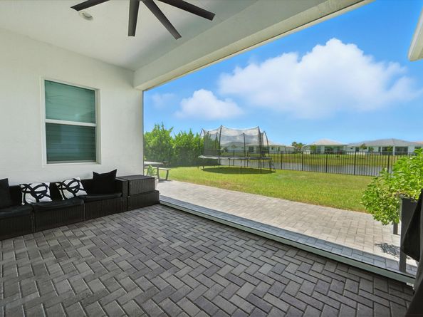 5543 Liberty Lane, Westlake FL 33470
