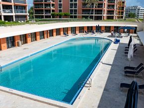 2 N Breakers Row N25, Palm Beach FL 33480