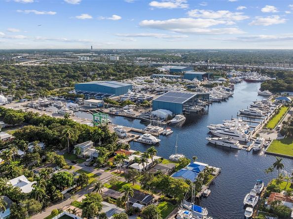 1304 Orange Isle, Fort Lauderdale FL 33315
