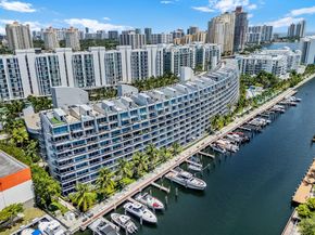 2950 NE 188th St 421, Aventura FL 33180
