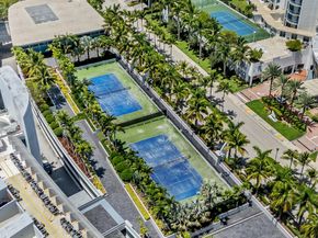 2950 NE 188th St 421, Aventura FL 33180