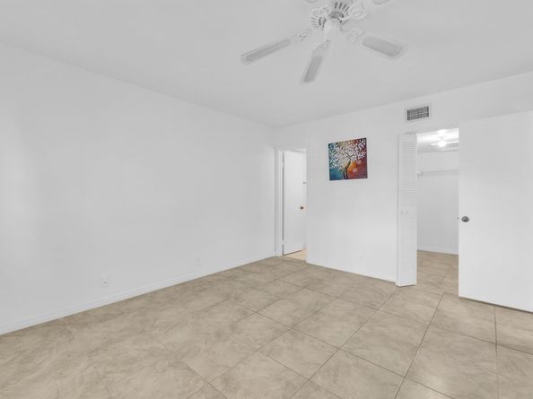 150 Lake Meryldr 247, West Palm Beach FL 33411