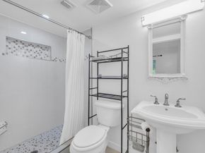 150 Lake Meryldr 247, West Palm Beach FL 33411