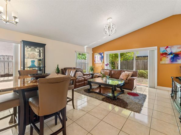 3070 Martello Dr, Margate FL 33063