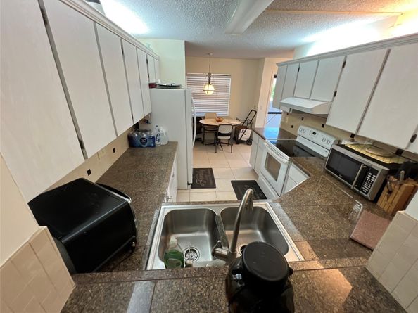 9260 SW 14 St 2408, Boca Raton FL 33428