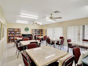 9260 SW 14 St 2408, Boca Raton FL 33428