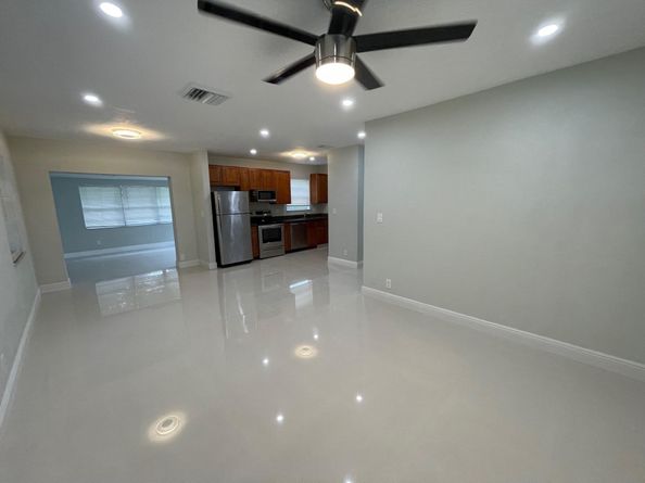 1625 NW 12TH Ct, Fort Lauderdale FL 33311