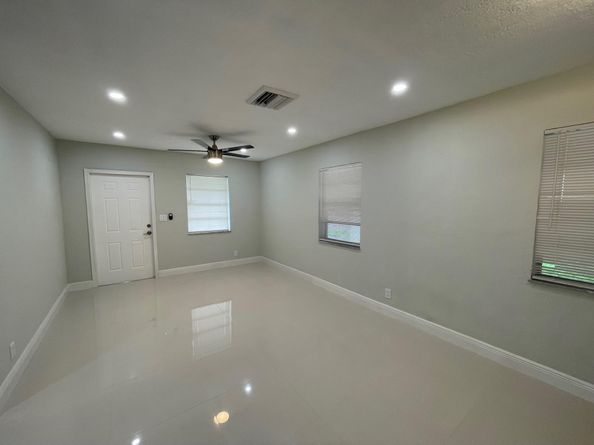 1625 NW 12TH Ct, Fort Lauderdale FL 33311