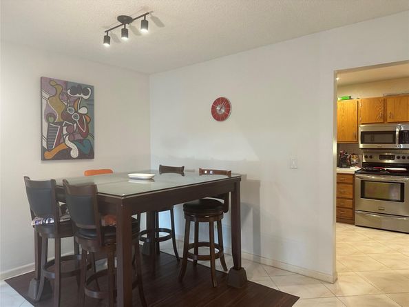 3281 Cocoplum Cir 3281, Coconut Creek FL 33063
