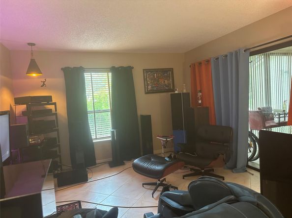 3281 Cocoplum Cir 3281, Coconut Creek FL 33063