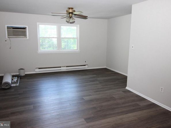 404 Dresher Road L, Horsham PA 19044