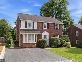 204 Flintlock Road, Drexel Hill PA 19026