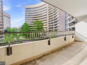 1300 Crystal Drive 606S, Arlington VA 22202
