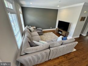 2304 Sawtooth Oak Court, Vienna VA 22182