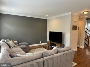 2304 Sawtooth Oak Court, Vienna VA 22182