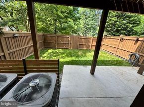 2304 Sawtooth Oak Court, Vienna VA 22182