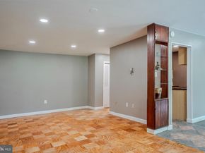 4390 Lorcom Lane 102, Arlington VA 22207