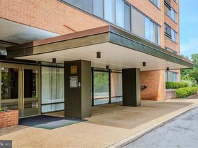 4390 Lorcom Lane 102, Arlington VA 22207