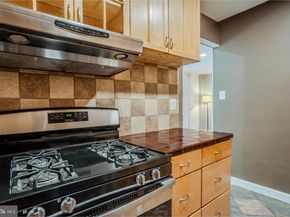 4390 Lorcom Lane 102, Arlington VA 22207