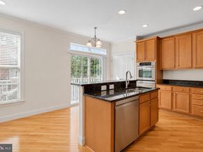 106 Meeting House Station Square, Herndon VA 20170